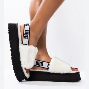 UGG Women's Fluff Sandals